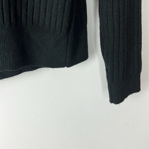 525 Sweater - Women’s Small‎ - Picture 7 of 8